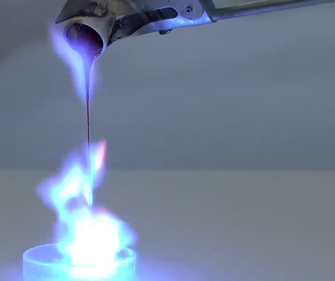 “液态氧” 化学实验 二师兄纪录