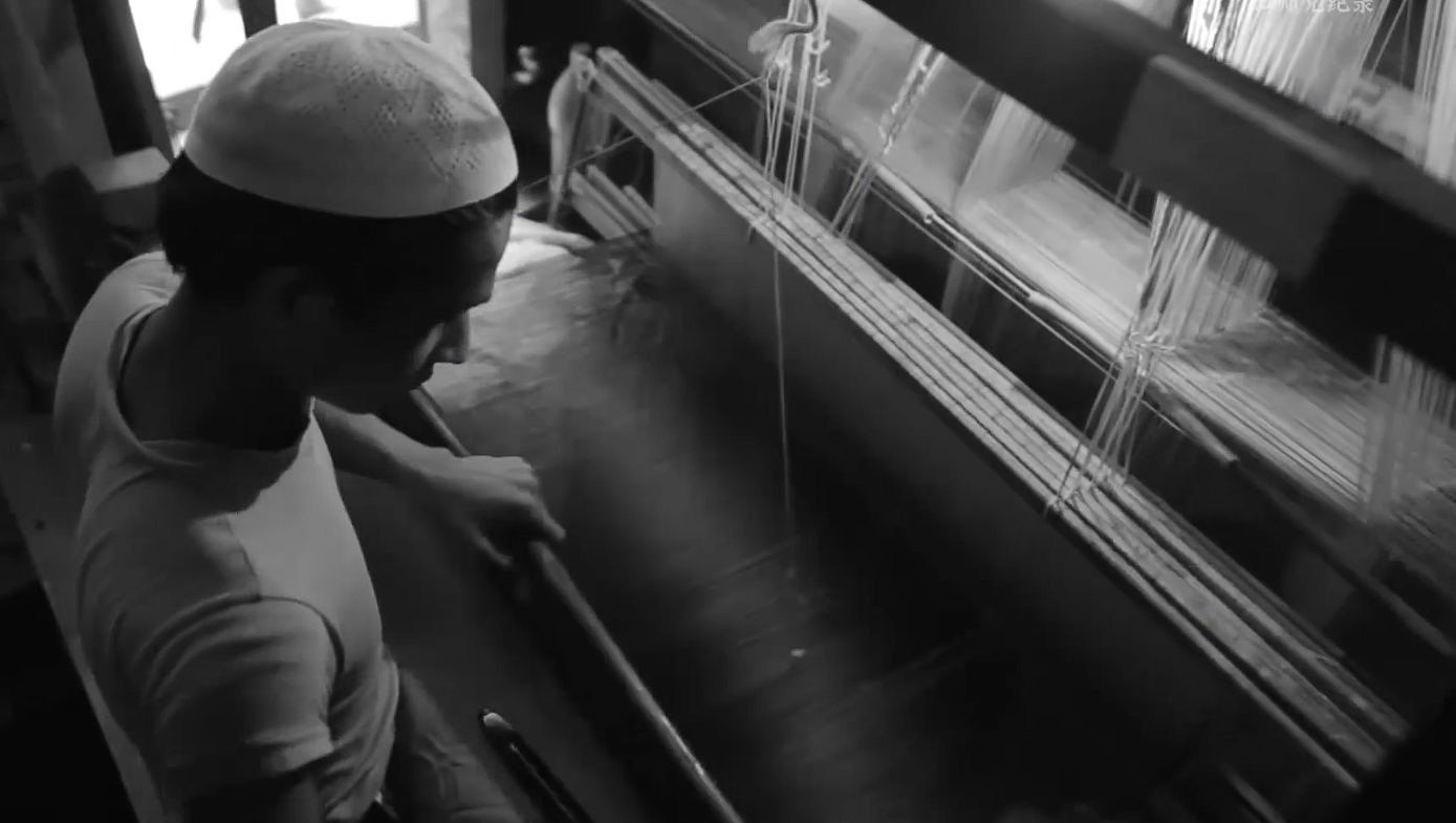 用过期牛奶“造毛线”