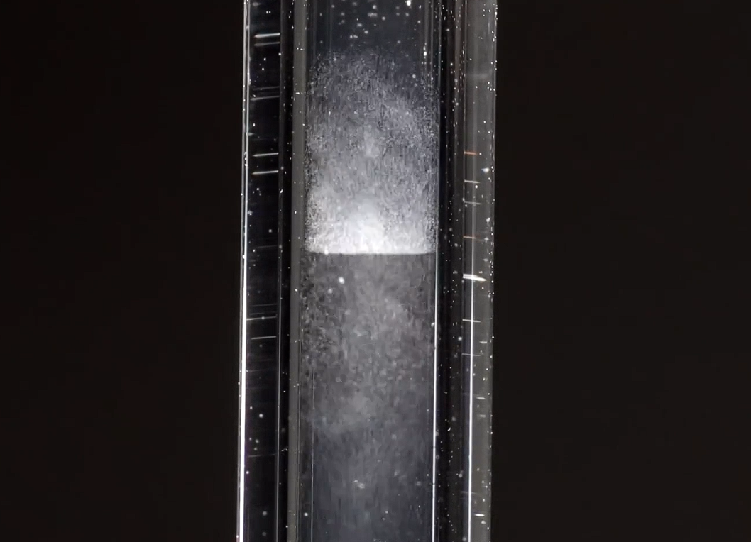 如何简单地获得液态空气和固态空气