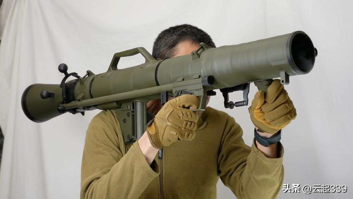 手持大炮