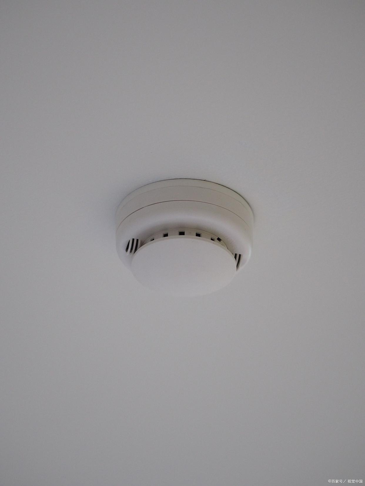 手搓烟雾报警器